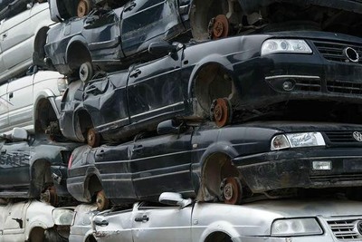 武漢鑫匯報(bào)廢汽車(chē)回收